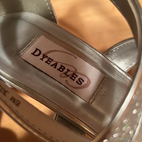 DYEABLES LADIES SHOES - Picture 3 of 5